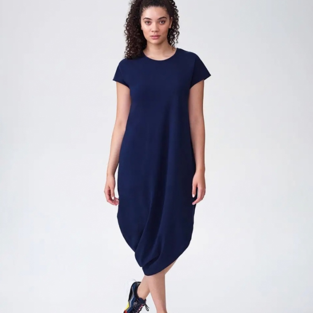 Size S Petite (14/16) Navy Universal Standard Geneva Asymmetrical T-Shirt Dress